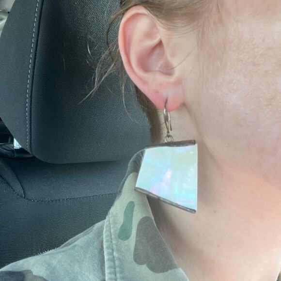 Vintage HUGE Designer MOP & Silver Tone Metal Sculptural Earrings by RLM SOHO C1 - Picture 3 of 5